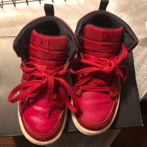 Jordan 1 mid